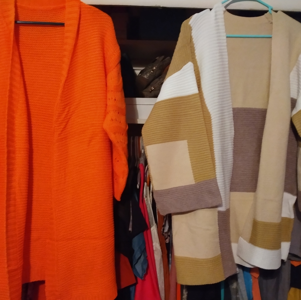 Cardigan - Picture 2 of 2